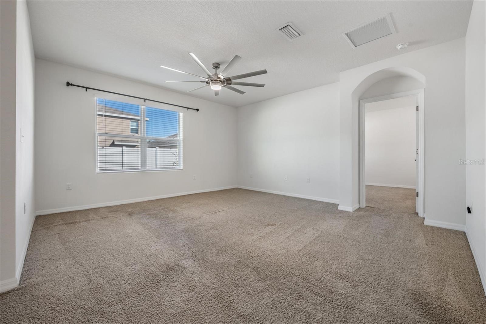 Image 22 of 39 For 10210 Golden Light Court