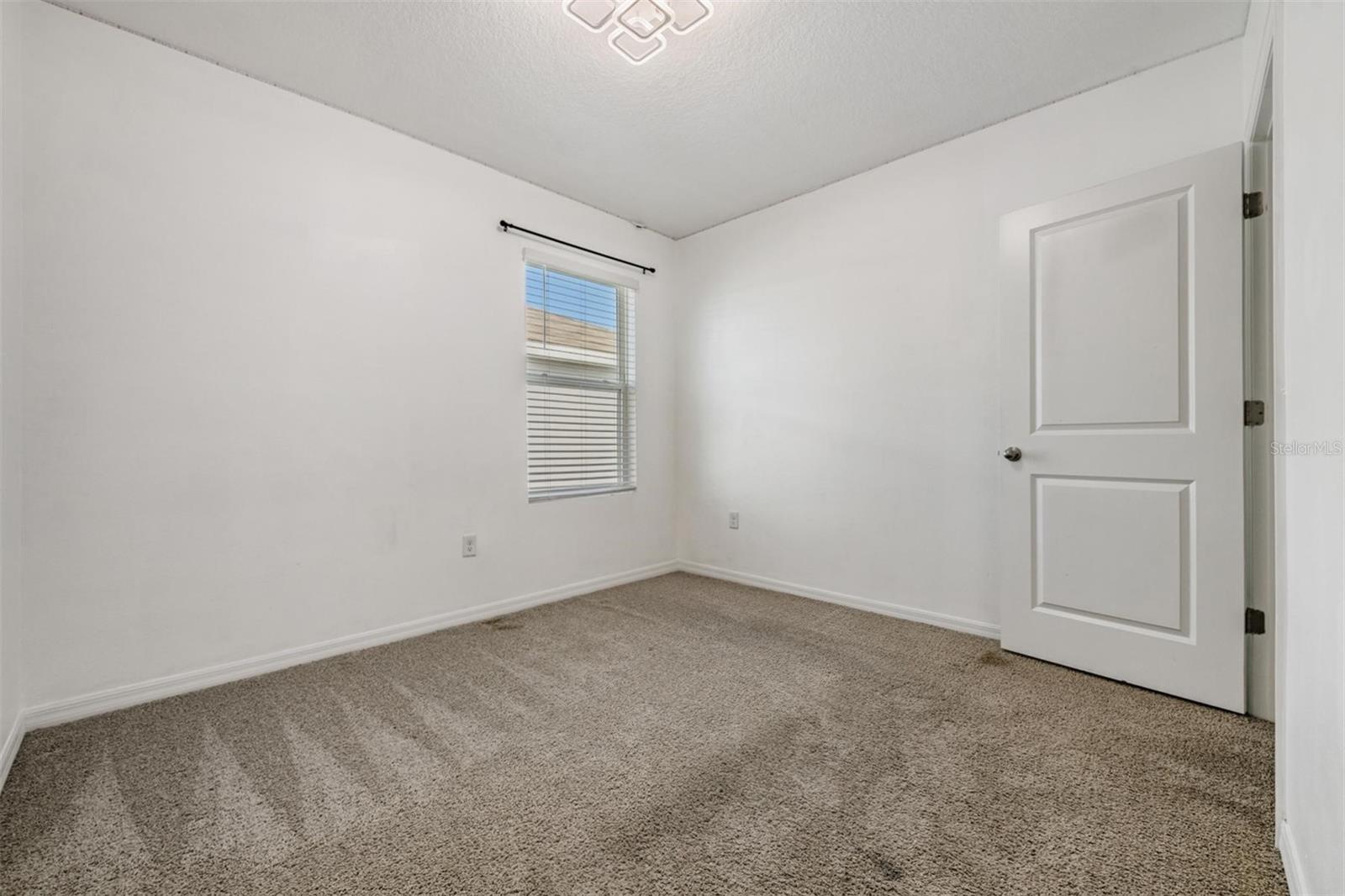 Image 36 of 39 For 10210 Golden Light Court