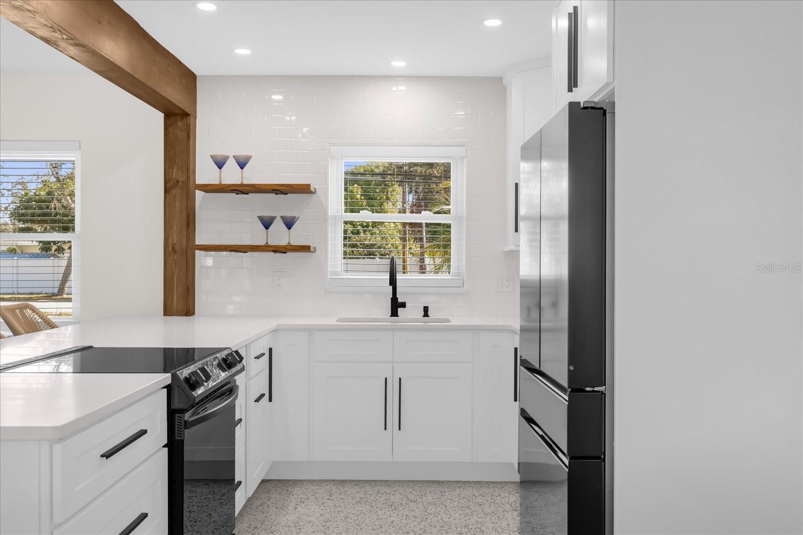 Image 12 of 47 For 12366 137th Street N