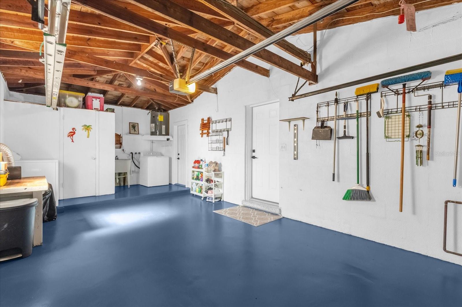 Image 30 of 47 For 12366 137th Street N