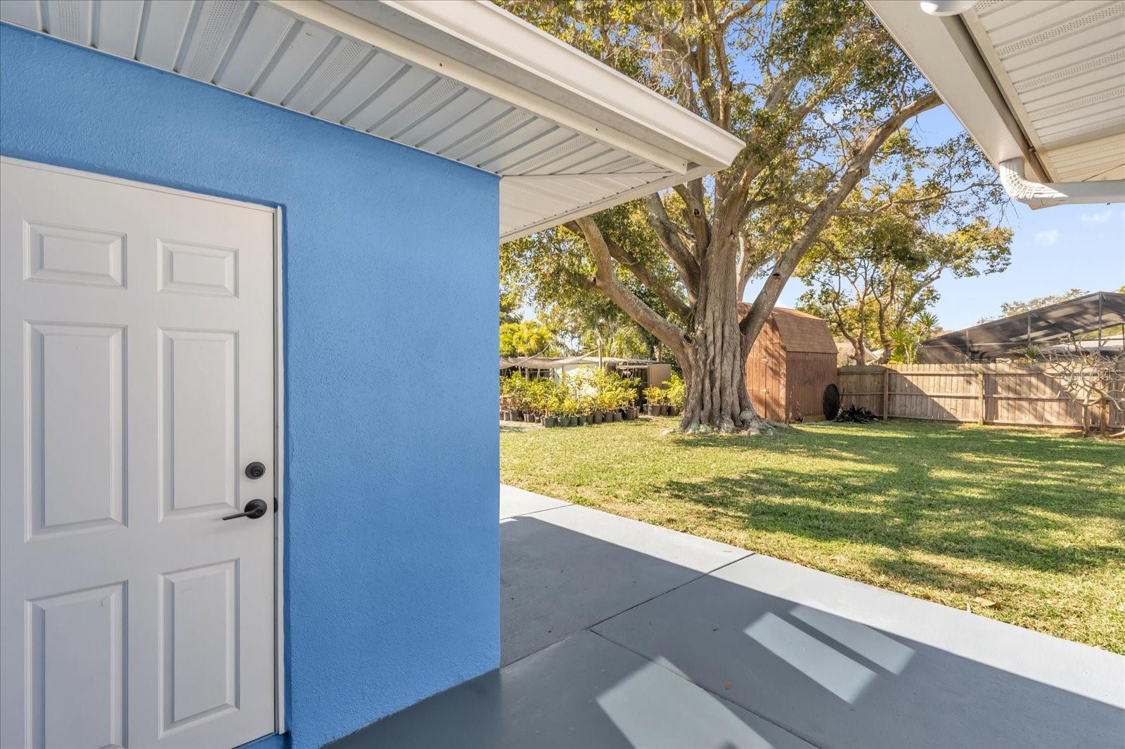 Image 34 of 47 For 12366 137th Street N