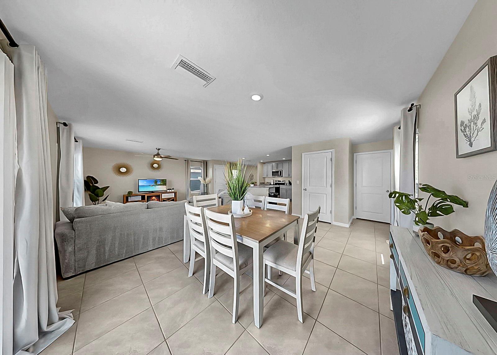 Image 16 of 46 For 16619 Mosaic Oar Drive