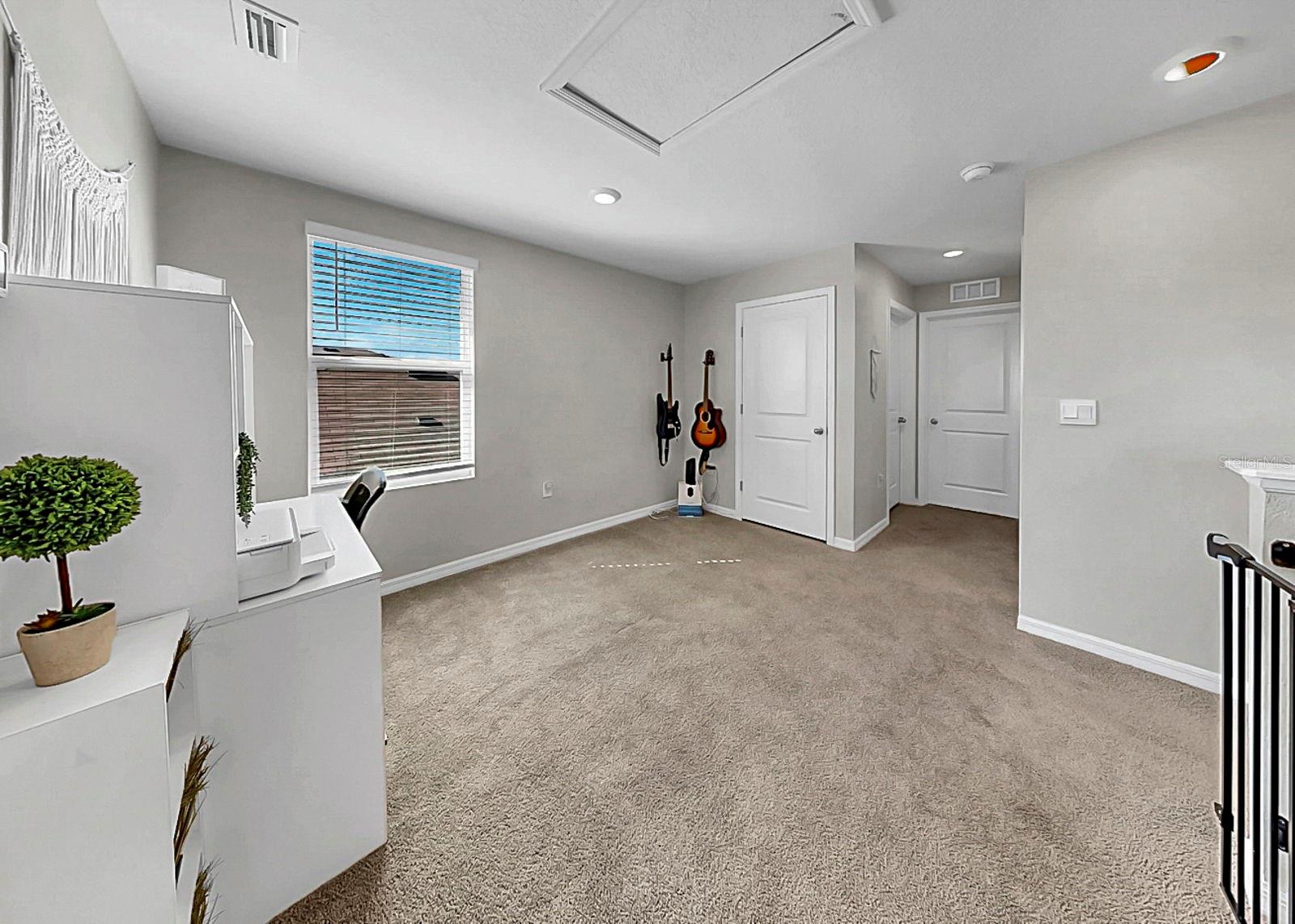 Image 25 of 46 For 16619 Mosaic Oar Drive