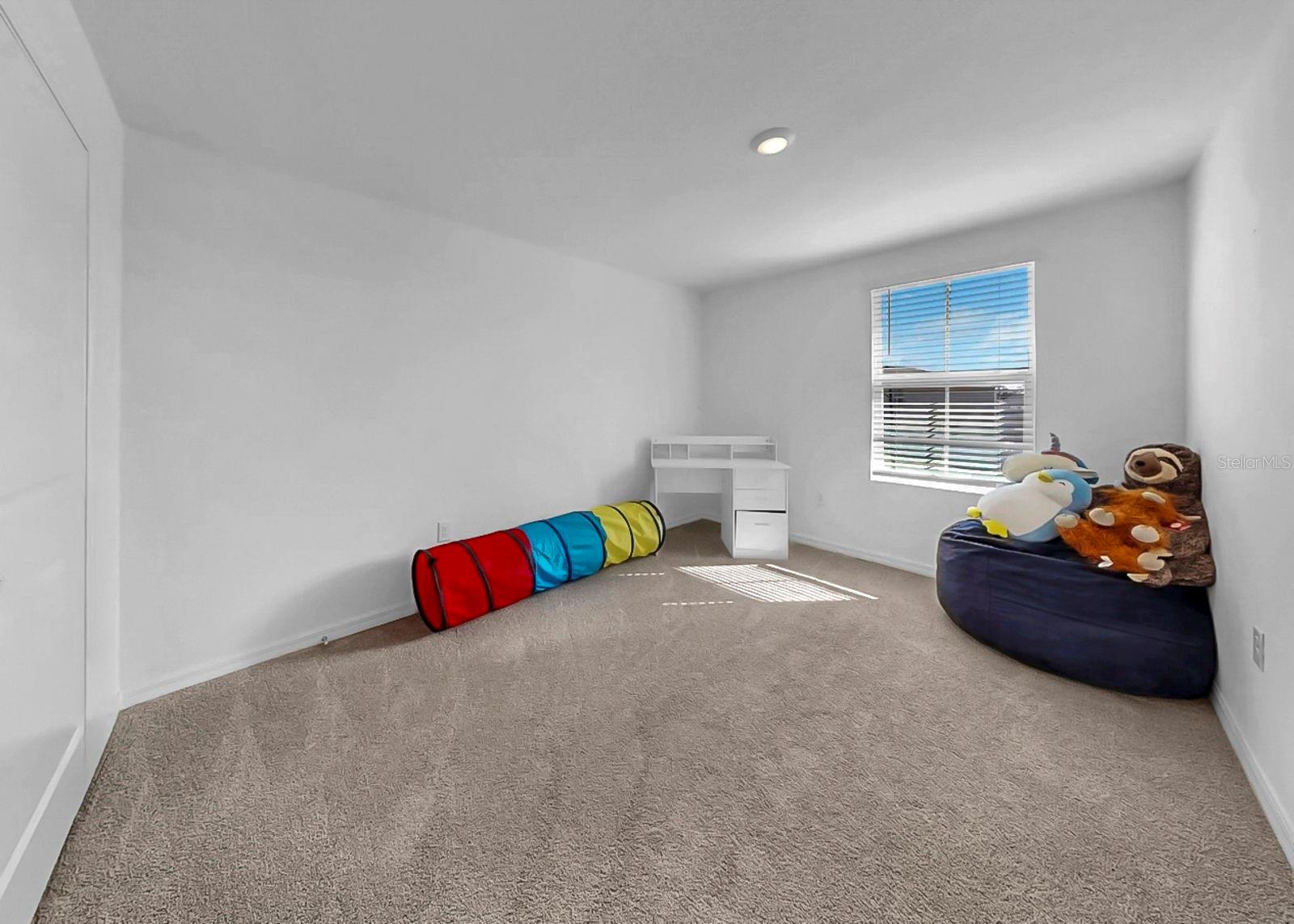 Image 29 of 46 For 16619 Mosaic Oar Drive