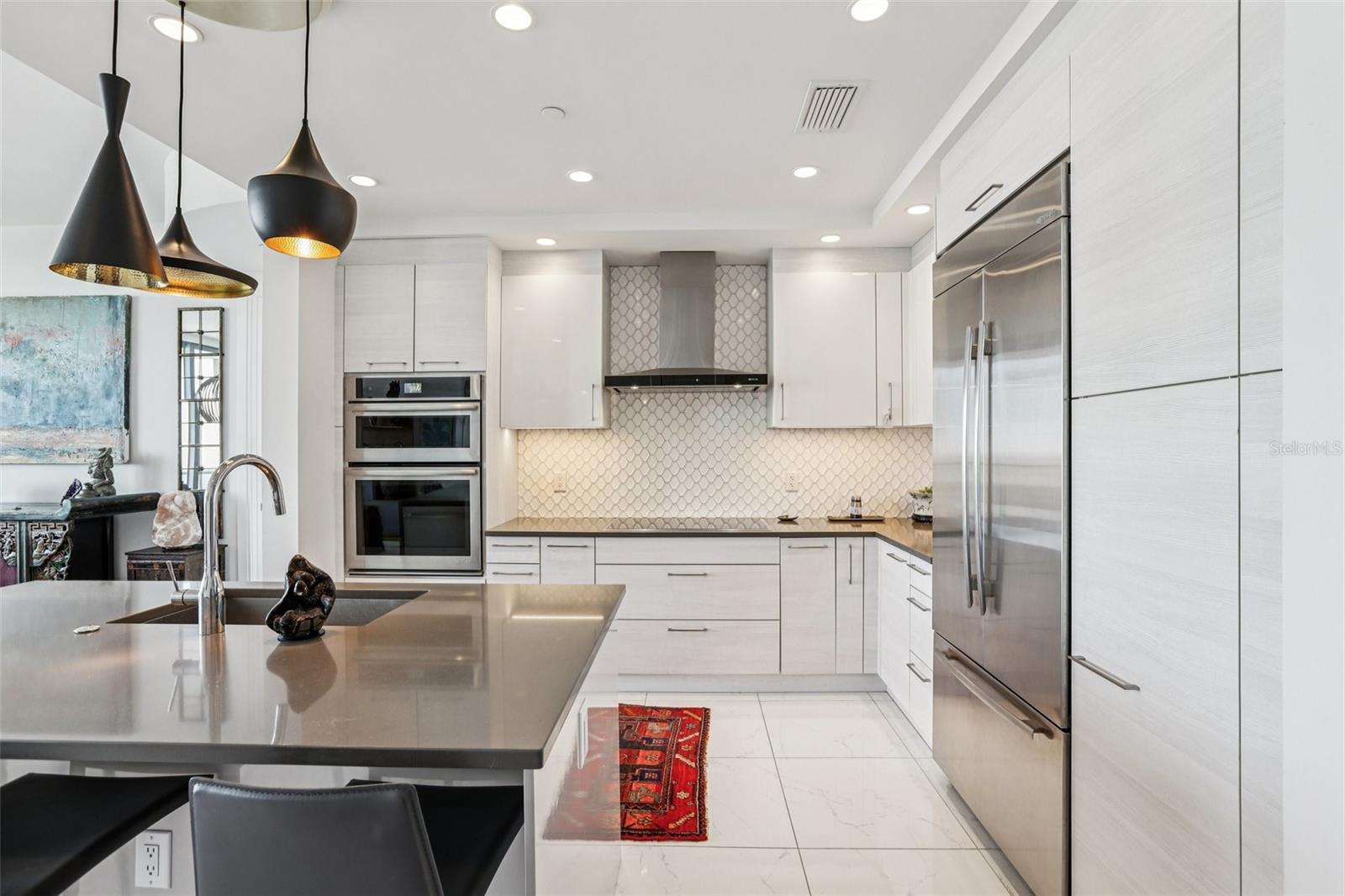 Listing photo id 10 for 100 1st Avenue N 3806