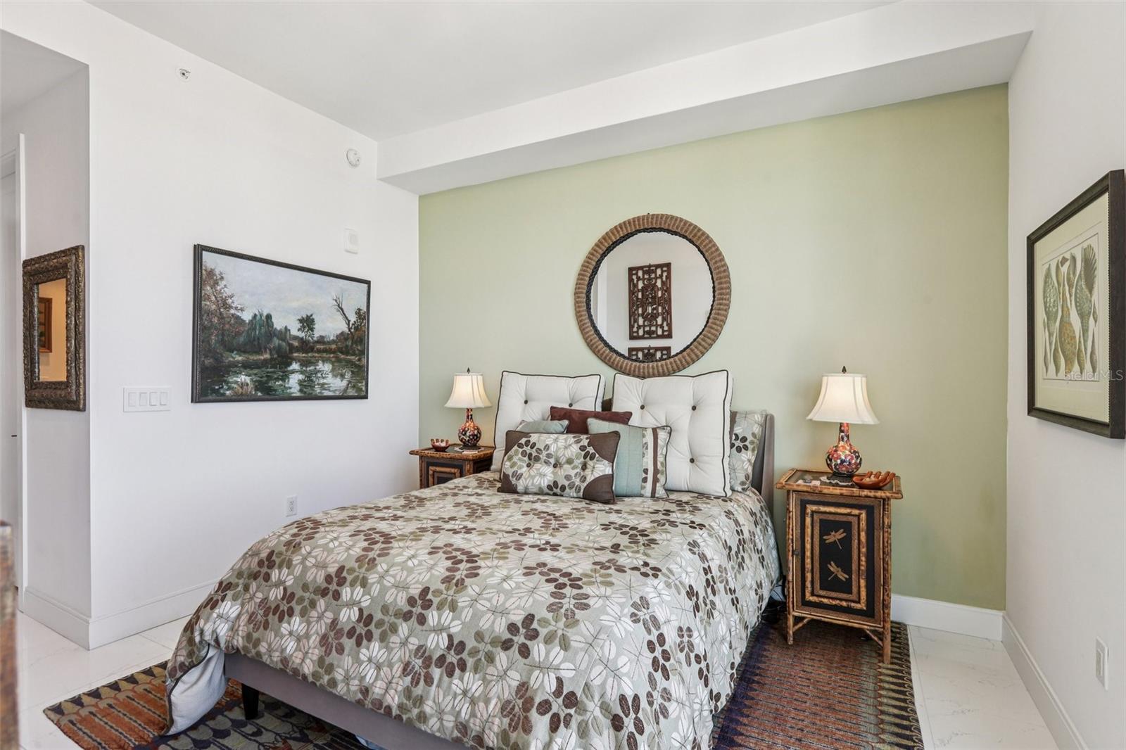 Listing photo id 24 for 100 1st Avenue N 3806