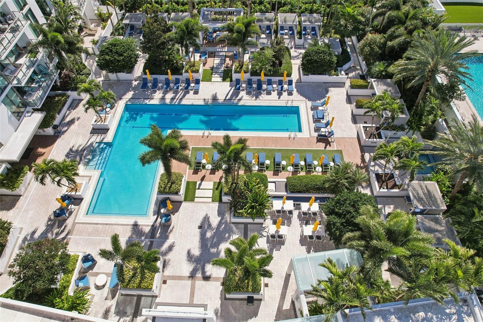 Listing photo id 46 for 100 1st Avenue N 3806