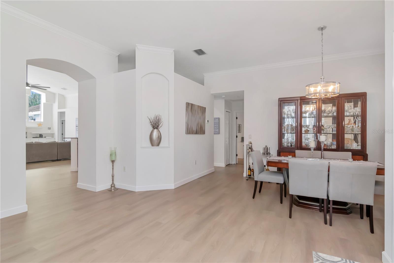 Image 10 of 29 For 14229 Creek Run Drive