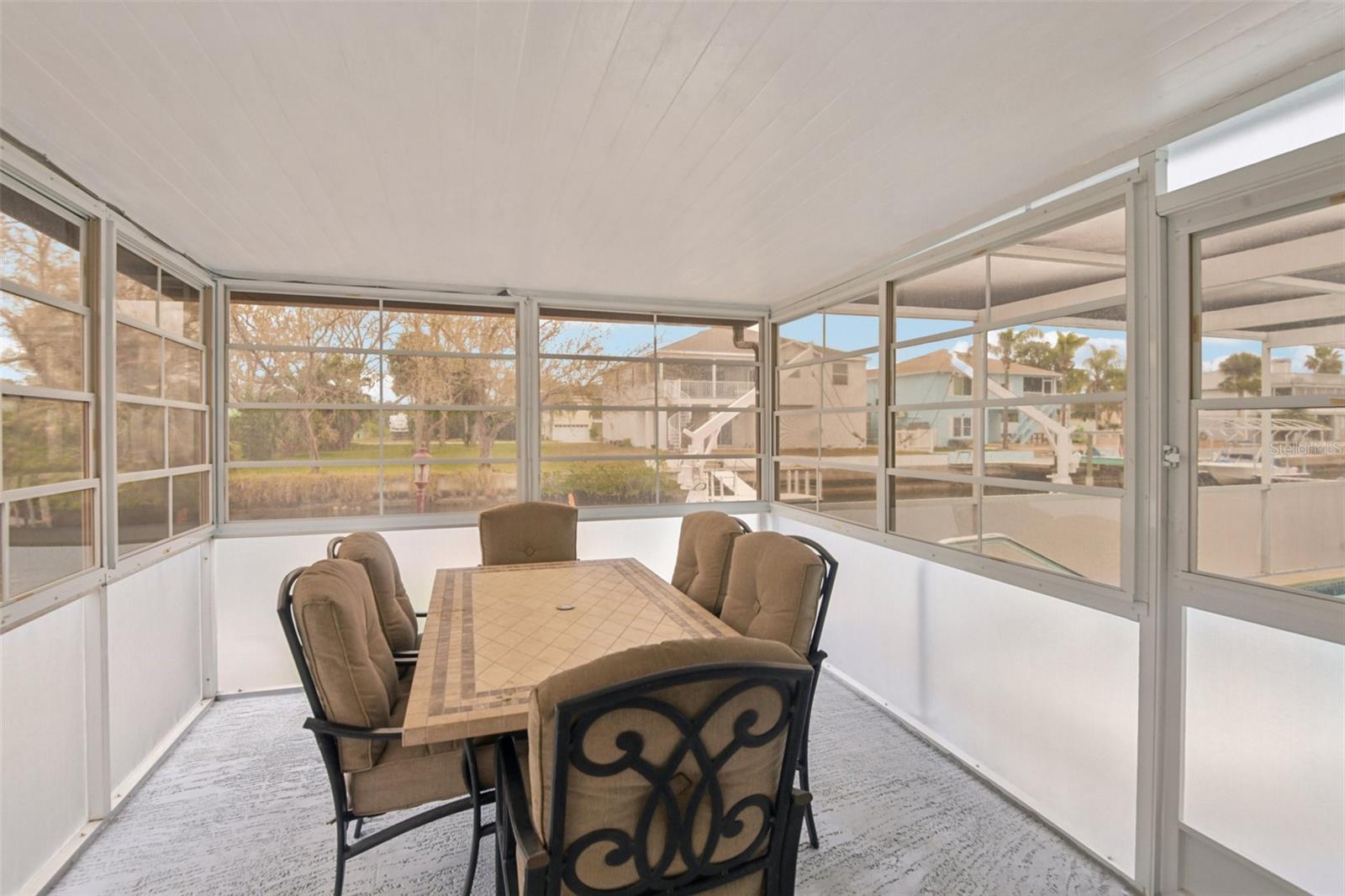 Listing photo id 22 for 7619 Hatteras Drive