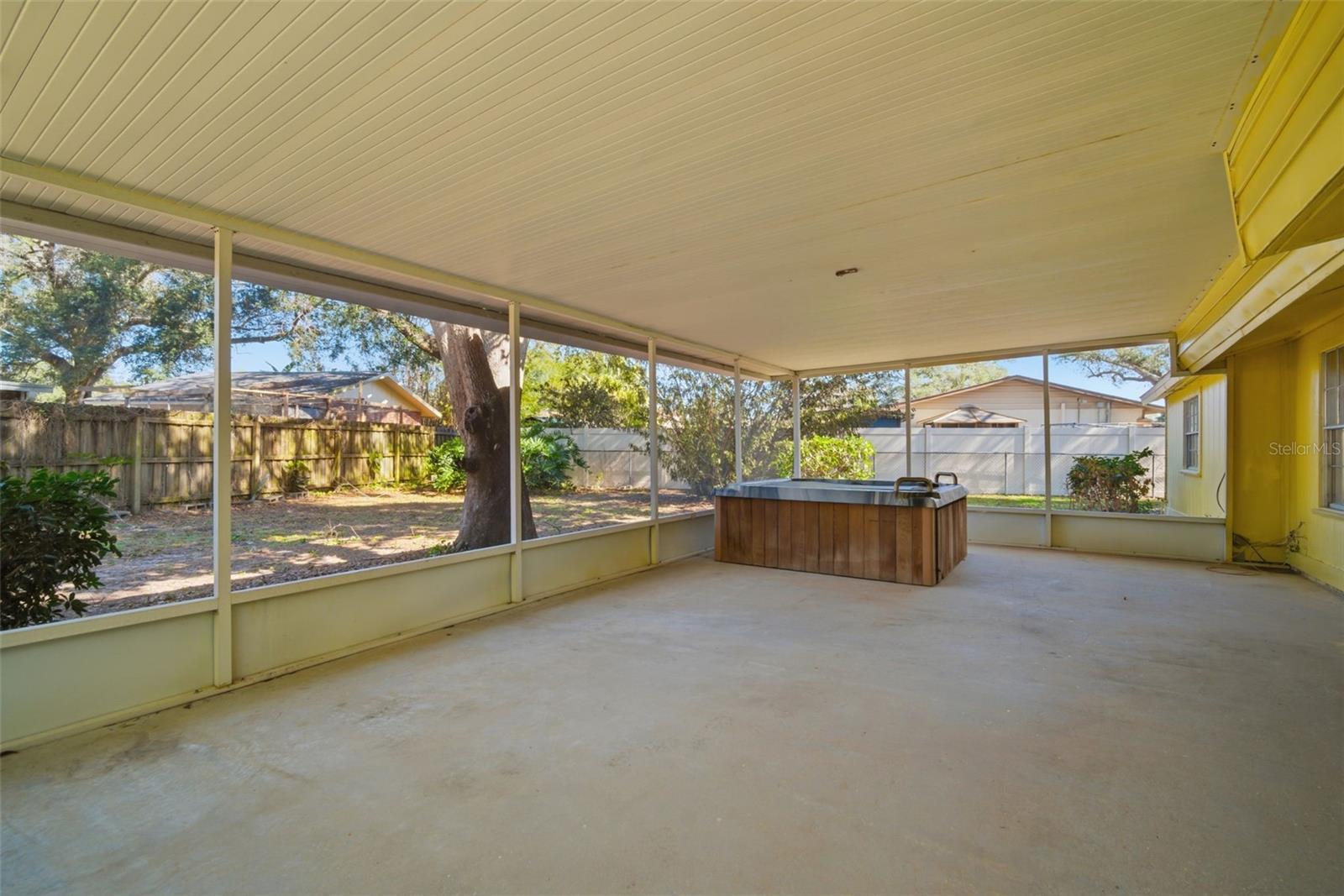 Image 24 of 32 For 2207 Parkwood Drive