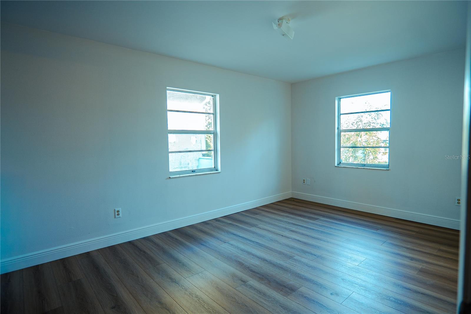 Image 13 of 29 For 1262 Jeffords Street