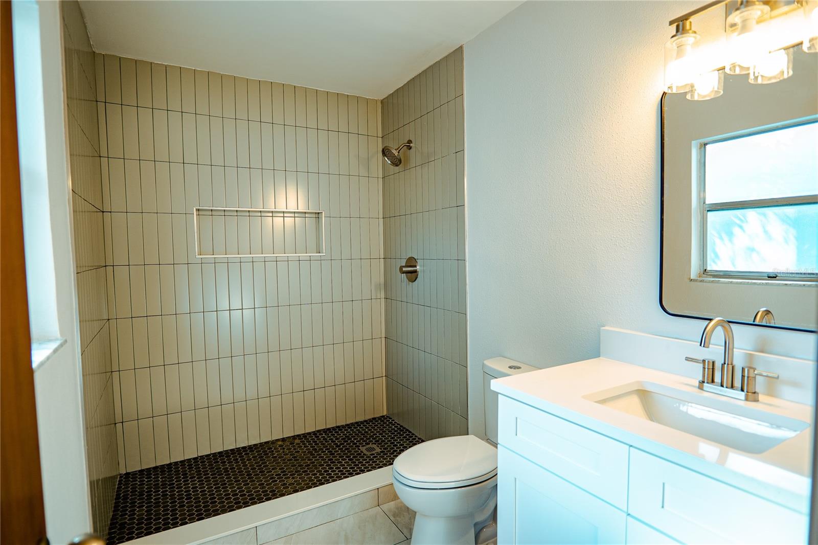 Image 24 of 29 For 1262 Jeffords Street