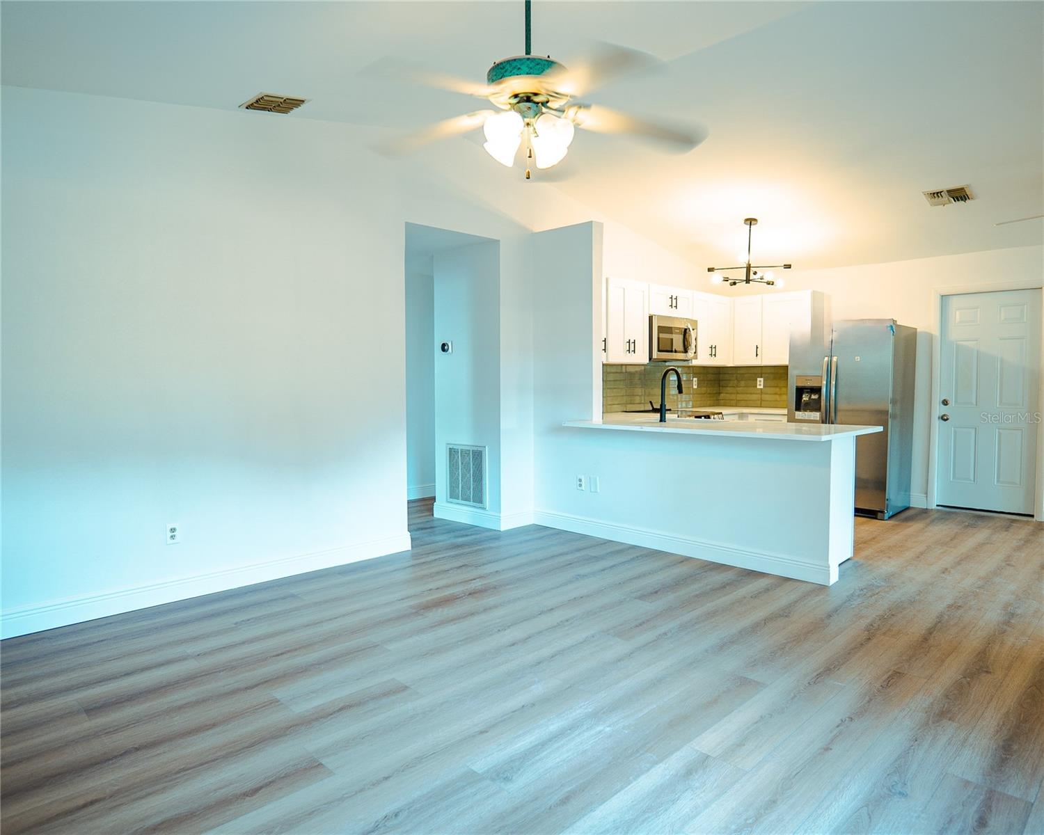 Image 3 of 29 For 1262 Jeffords Street