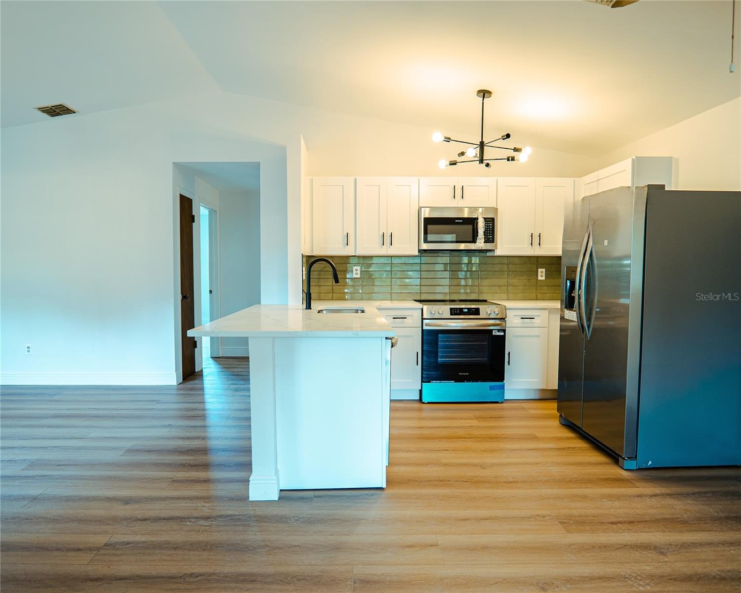 Image 8 of 29 For 1262 Jeffords Street