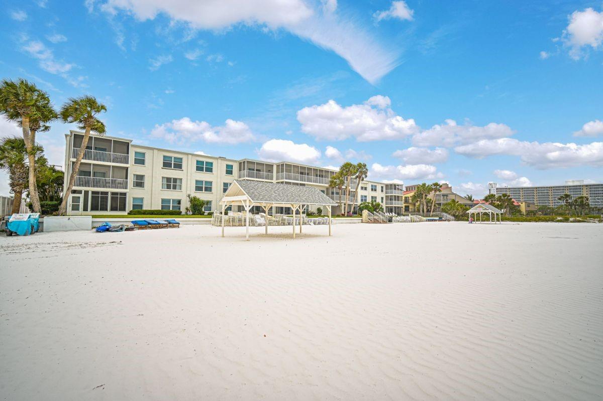 Image 4 of 9 For 6154 Midnight Pass Road A18