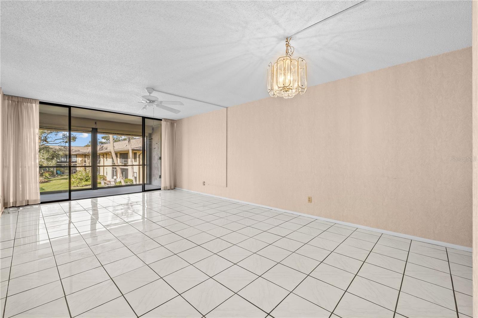 Image 7 of 32 For 12300 Vonn Road 1205