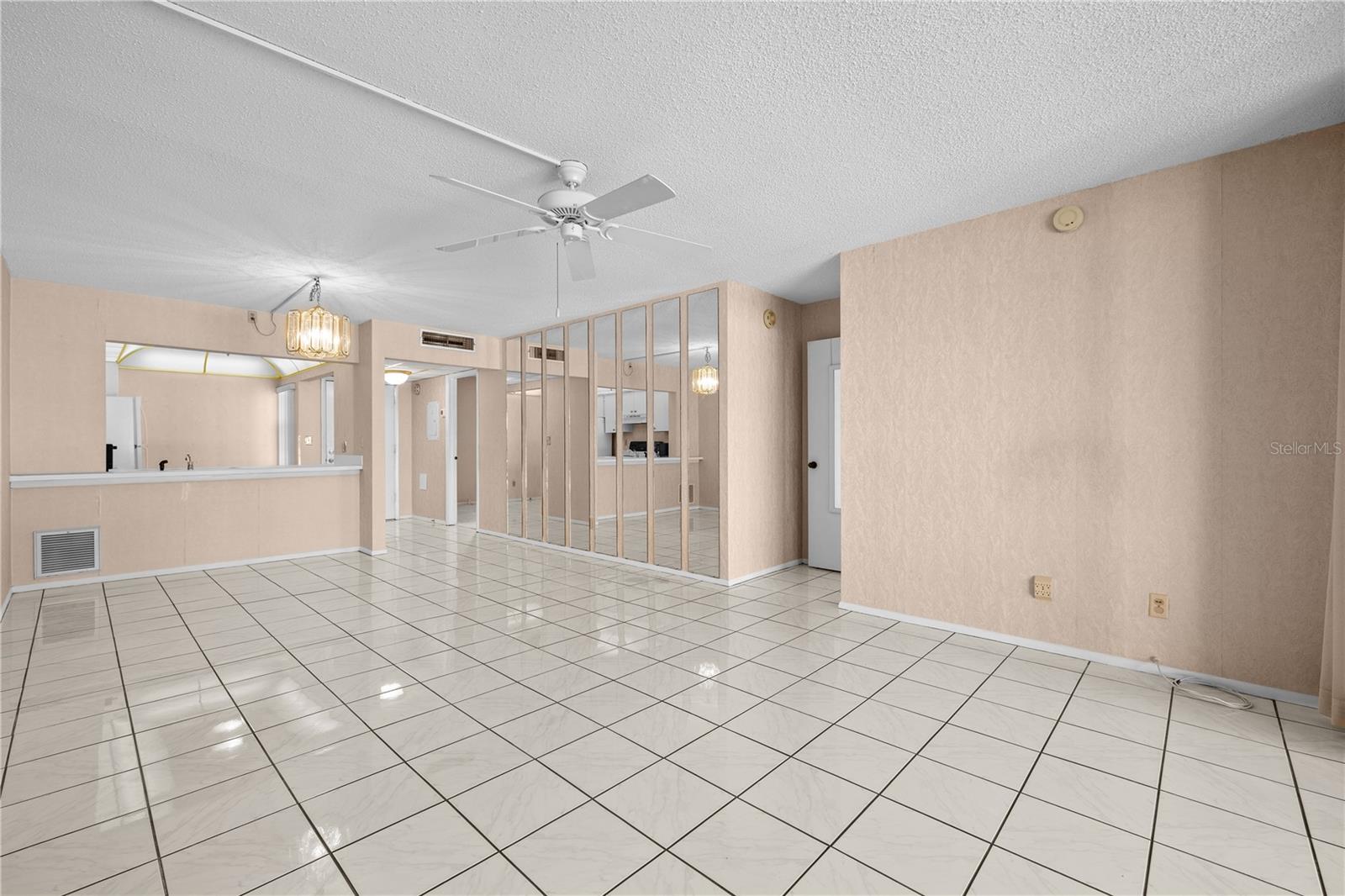 Image 9 of 32 For 12300 Vonn Road 1205