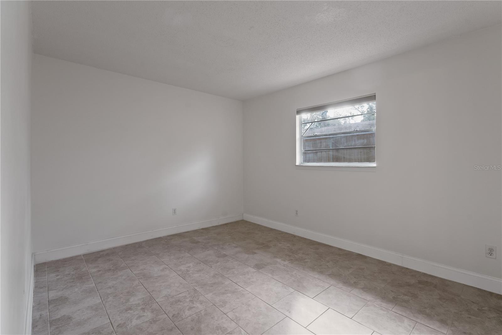 Image 7 of 15 For 427 2nd Avenue