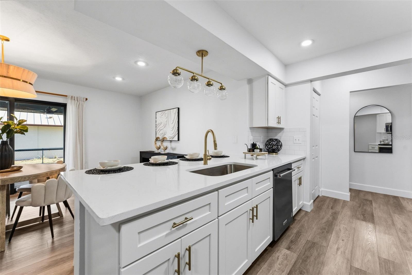 Image 11 of 27 For 4227 Blossom Road