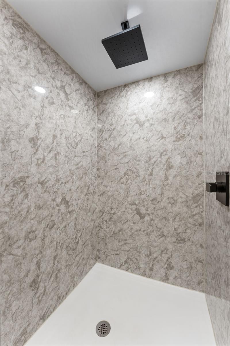 Image 17 of 27 For 4227 Blossom Road