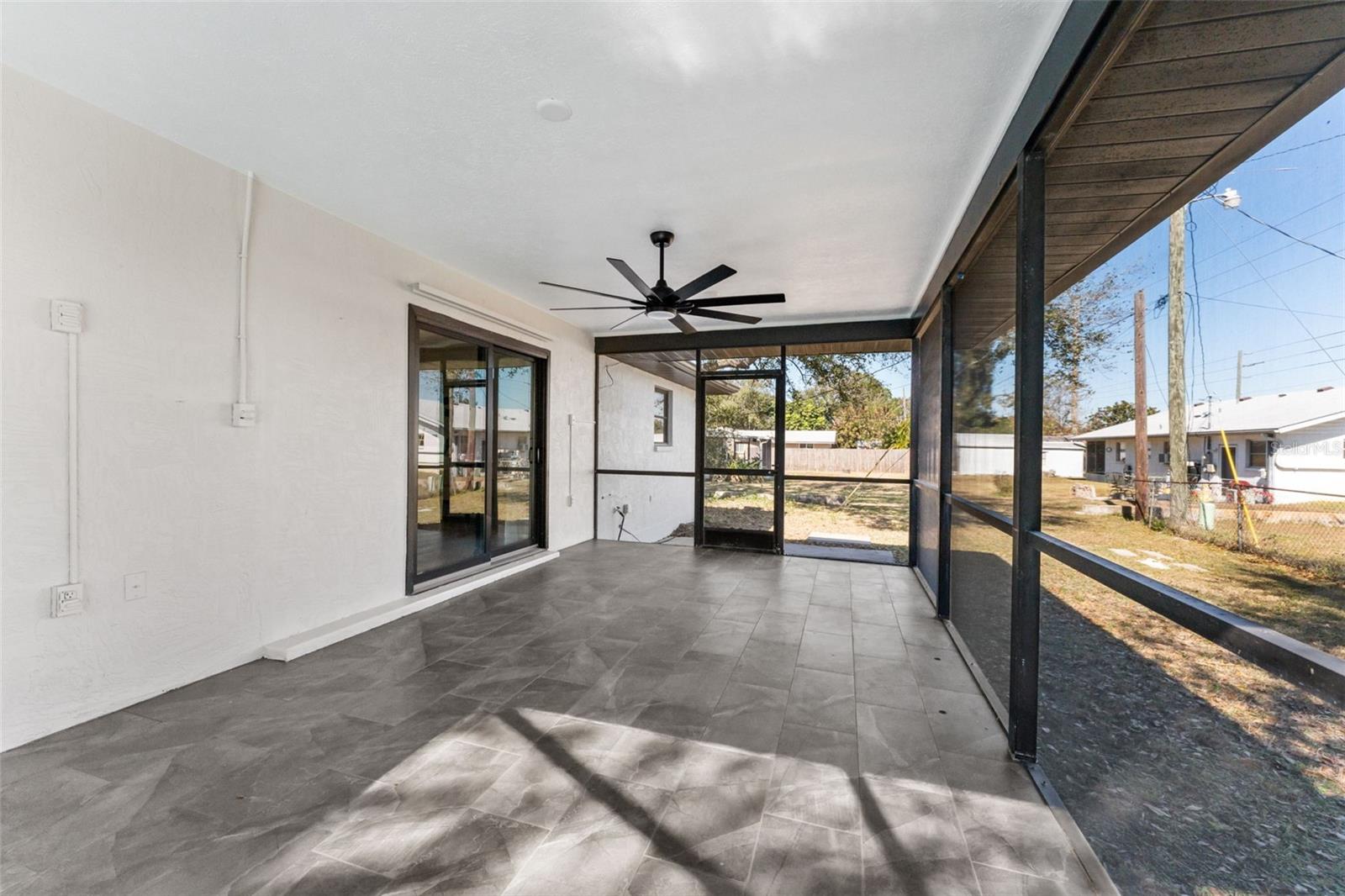 Image 23 of 27 For 4227 Blossom Road