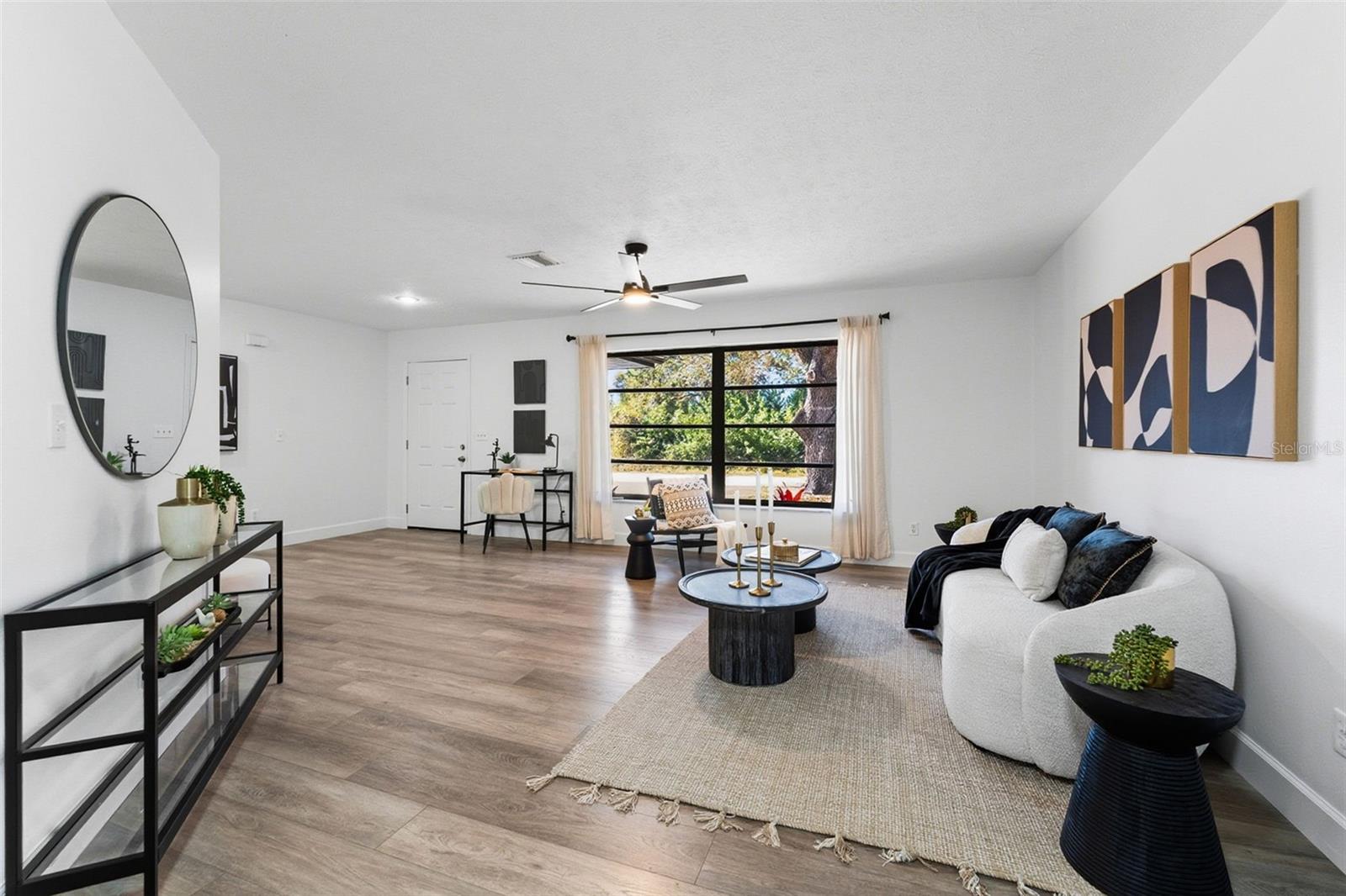 Image 6 of 27 For 4227 Blossom Road