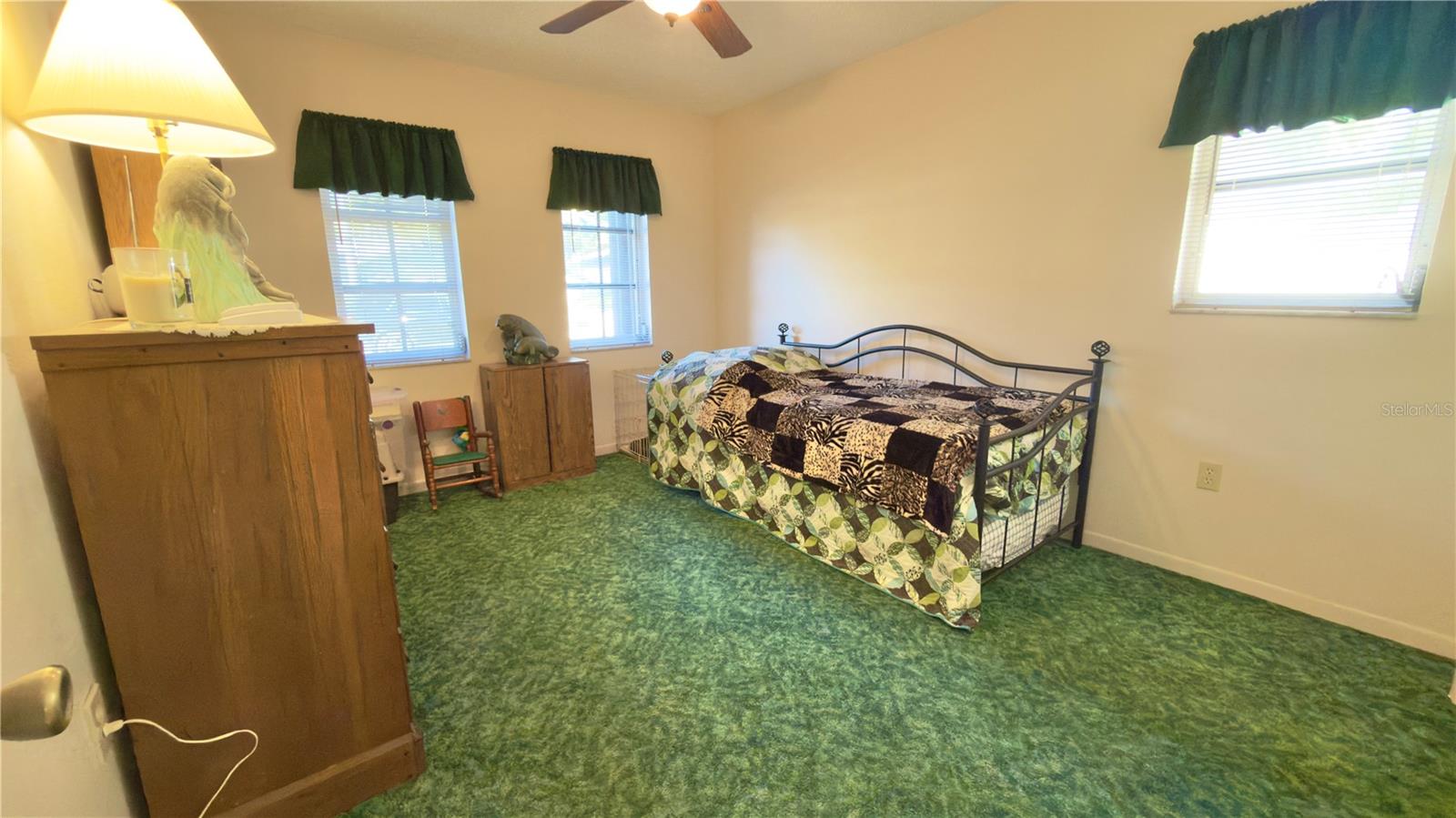 Image 12 of 28 For 12985 116th Street