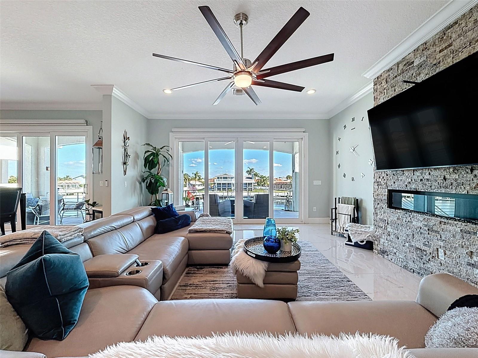 Image 19 of 100 For 5142 Westshore Drive