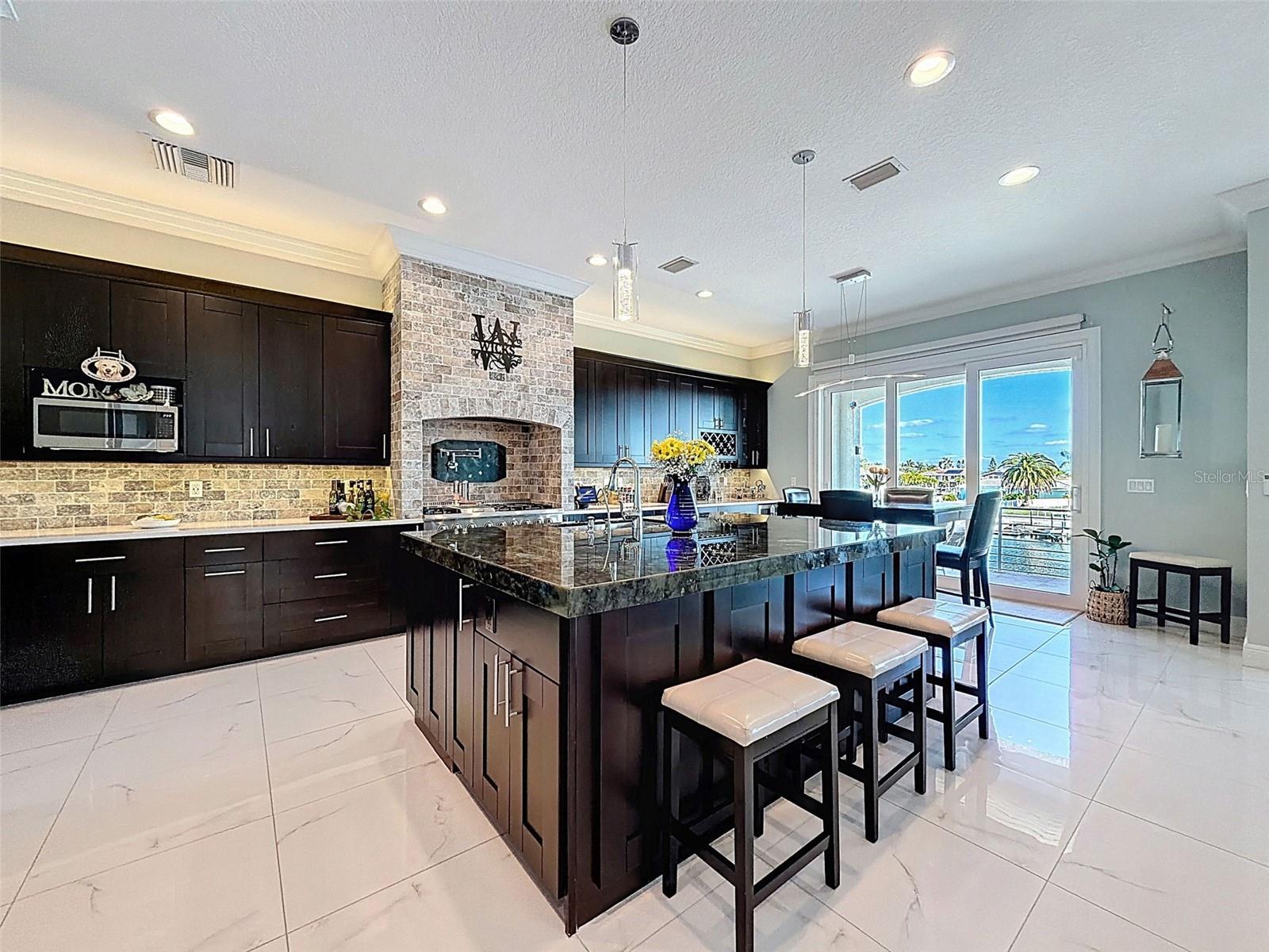 Image 25 of 100 For 5142 Westshore Drive