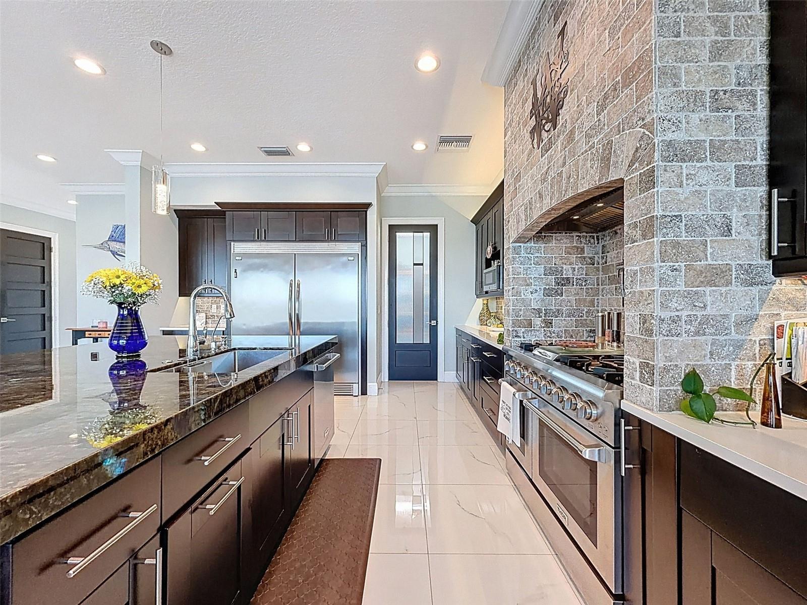 Image 29 of 100 For 5142 Westshore Drive