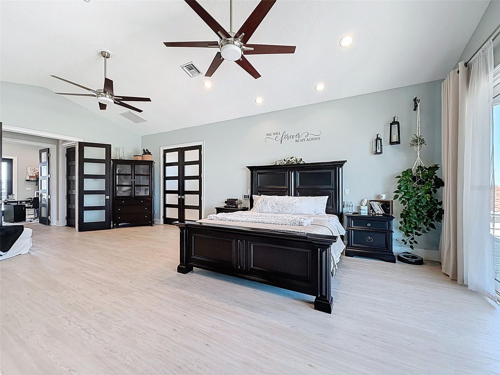 Image 42 of 100 For 5142 Westshore Drive