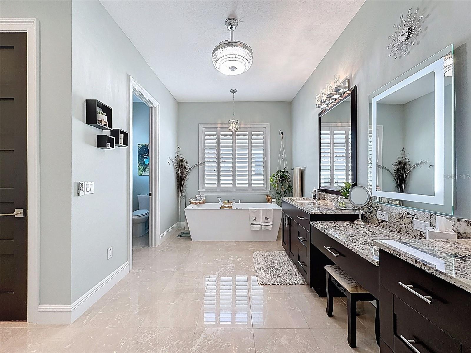 Image 43 of 100 For 5142 Westshore Drive