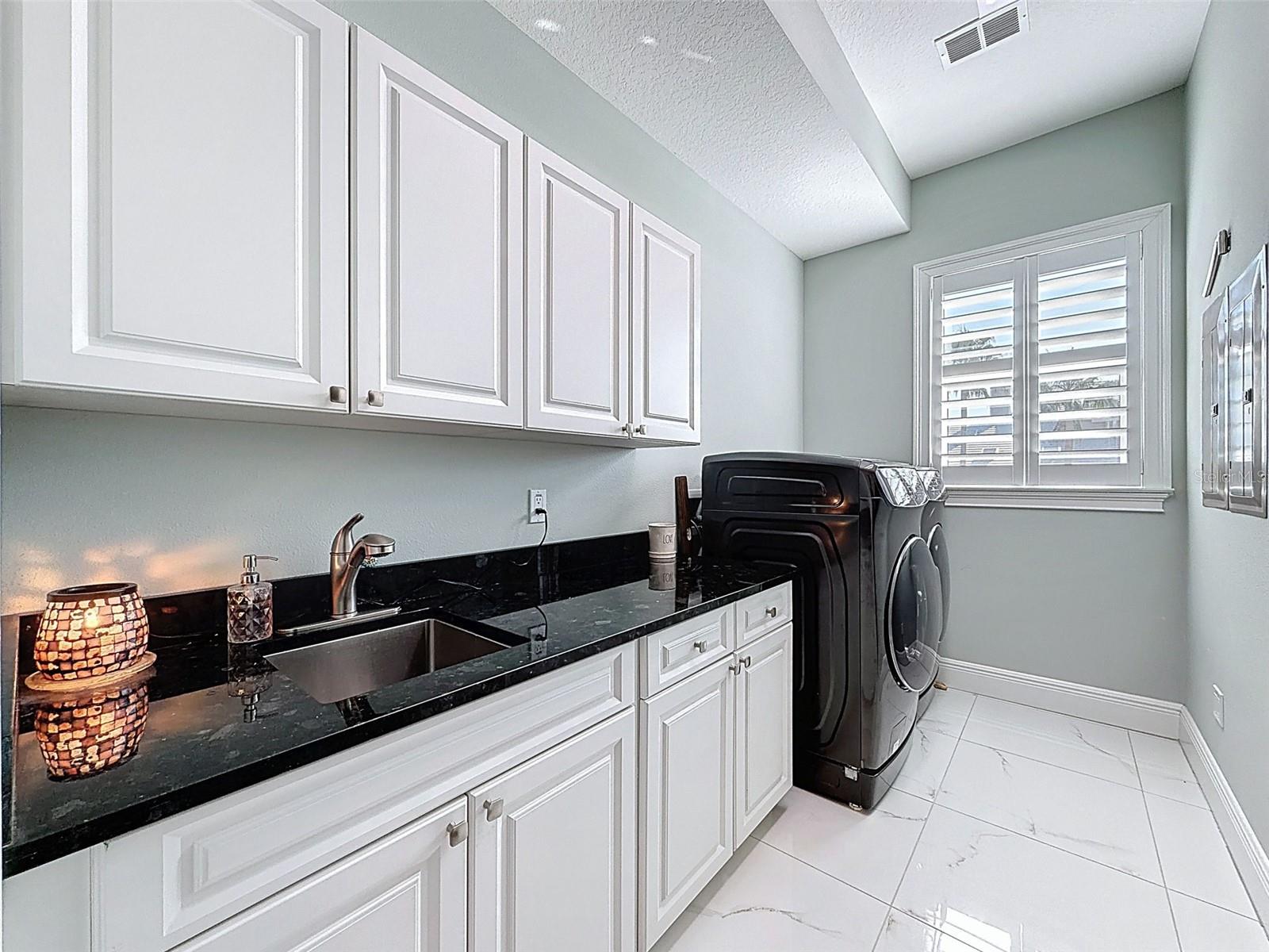 Image 65 of 100 For 5142 Westshore Drive