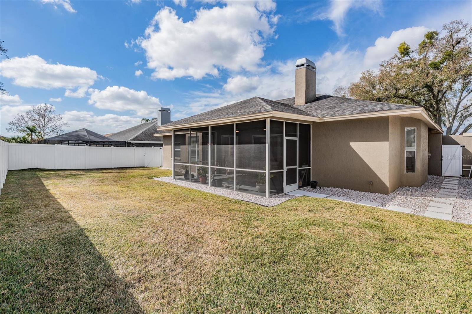 Image 31 of 40 For 22848 Sterling Manor Loop