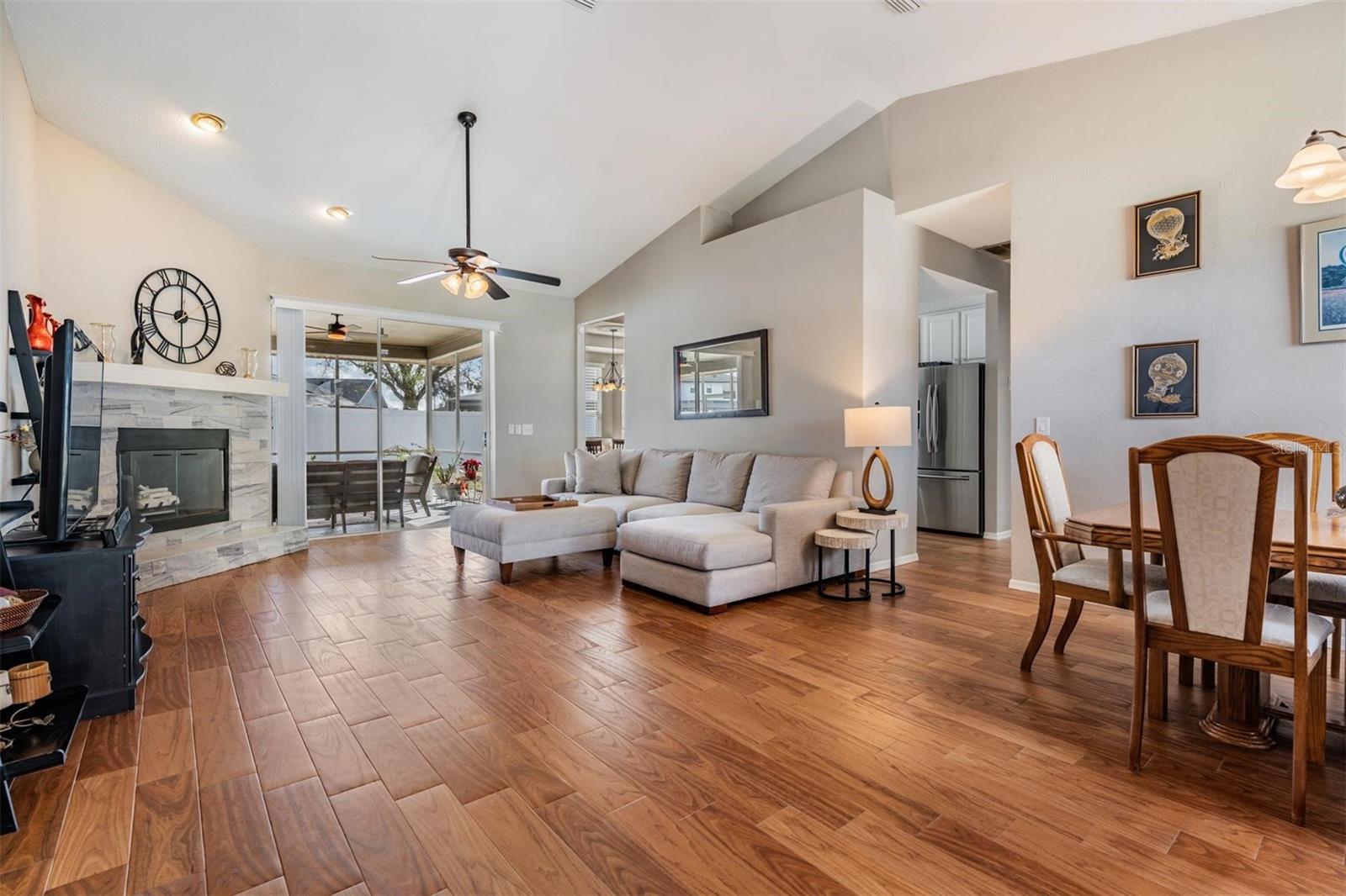 Image 7 of 40 For 22848 Sterling Manor Loop