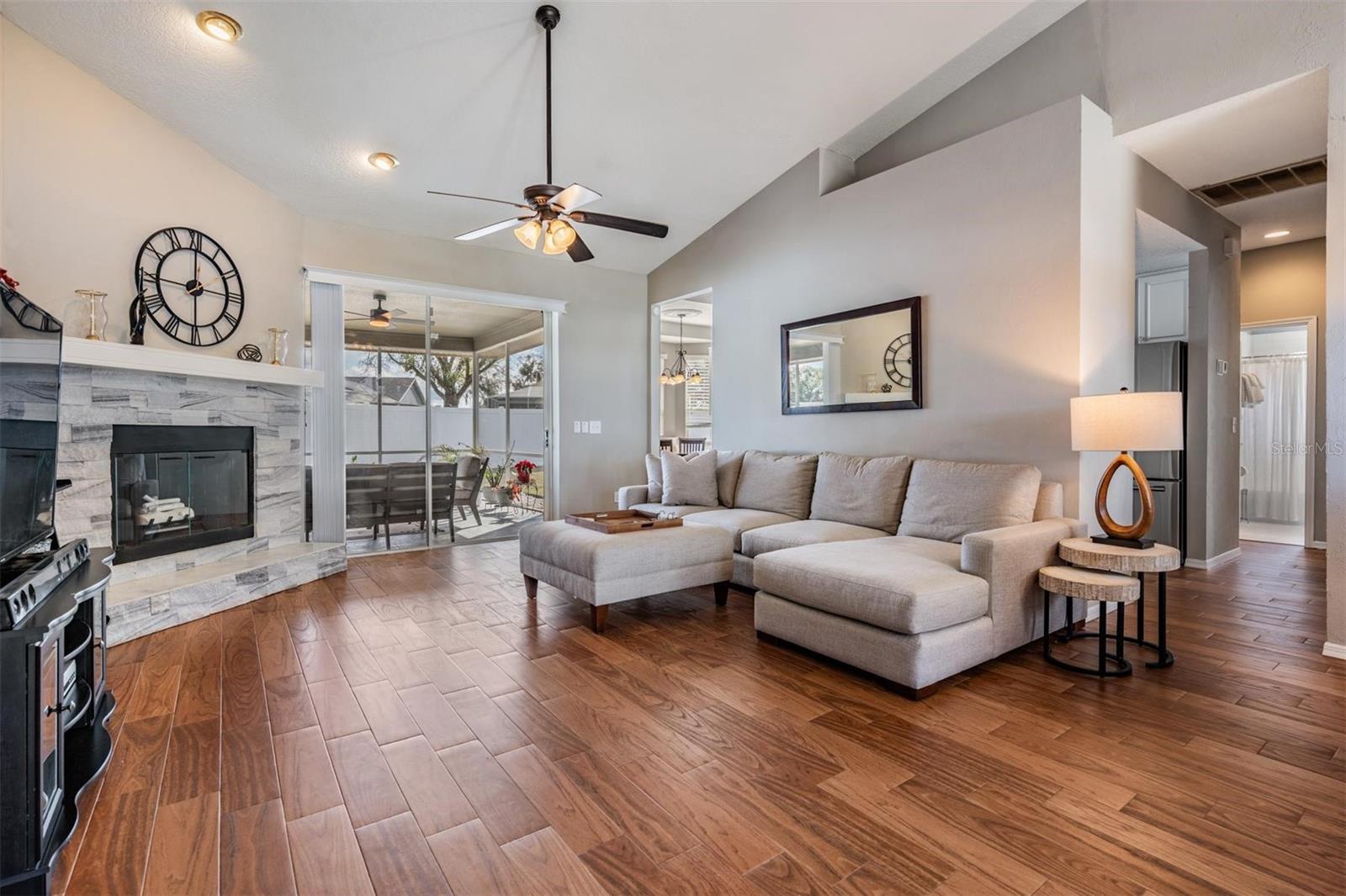 Image 9 of 40 For 22848 Sterling Manor Loop