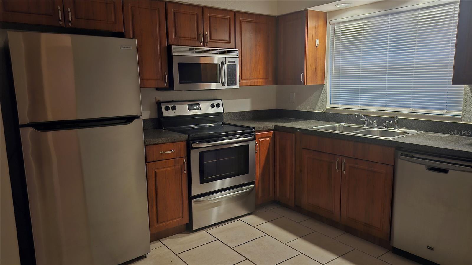 Image 3 of 37 For 11710 Wesson Circle W