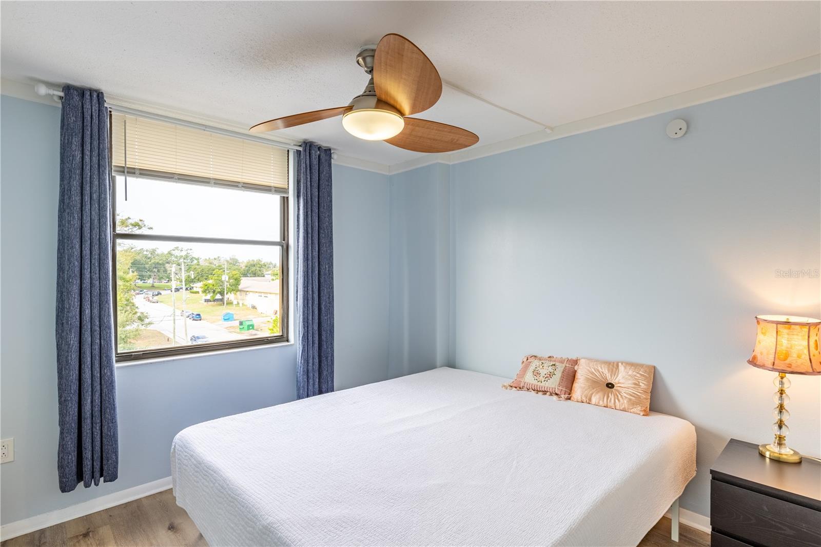 Image 10 of 26 For 701 Madison Avenue 401