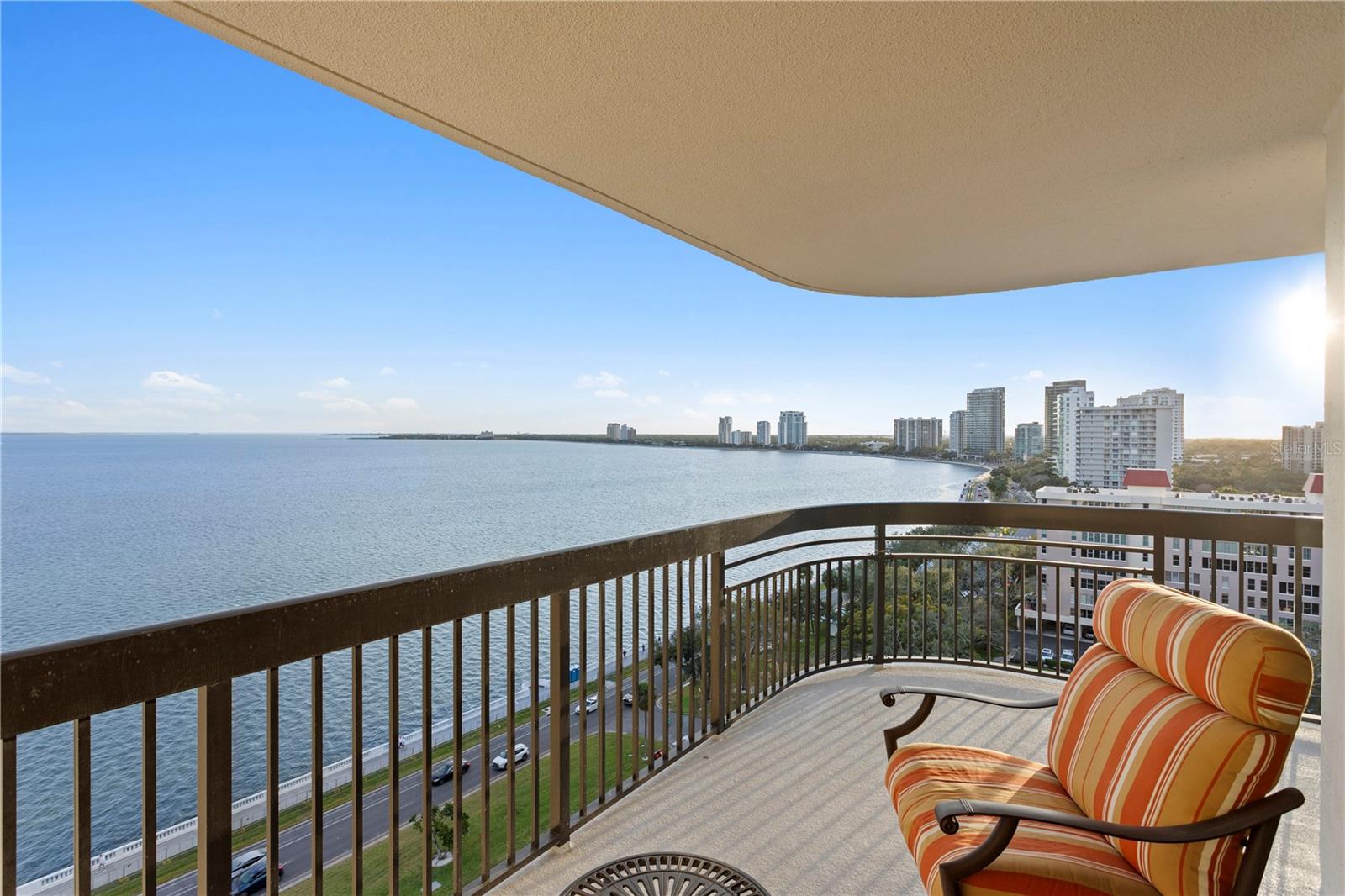 Image 18 of 65 For 2413 Bayshore Boulevard 1504