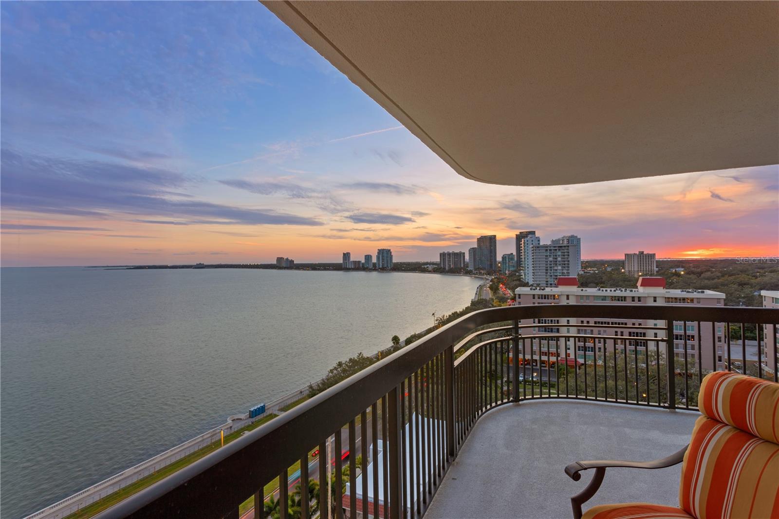 Image 19 of 65 For 2413 Bayshore Boulevard 1504