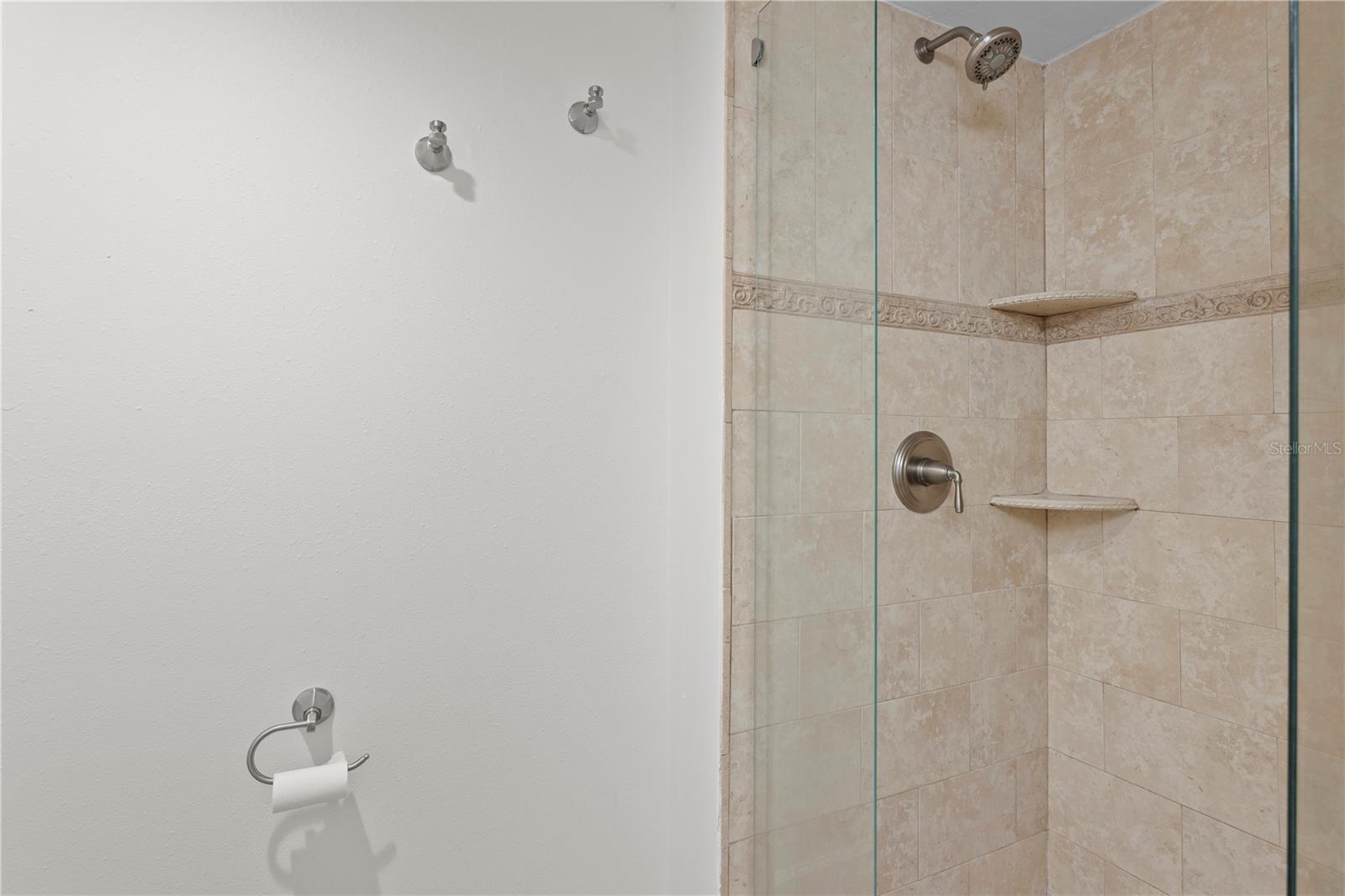 Image 37 of 65 For 2413 Bayshore Boulevard 1504