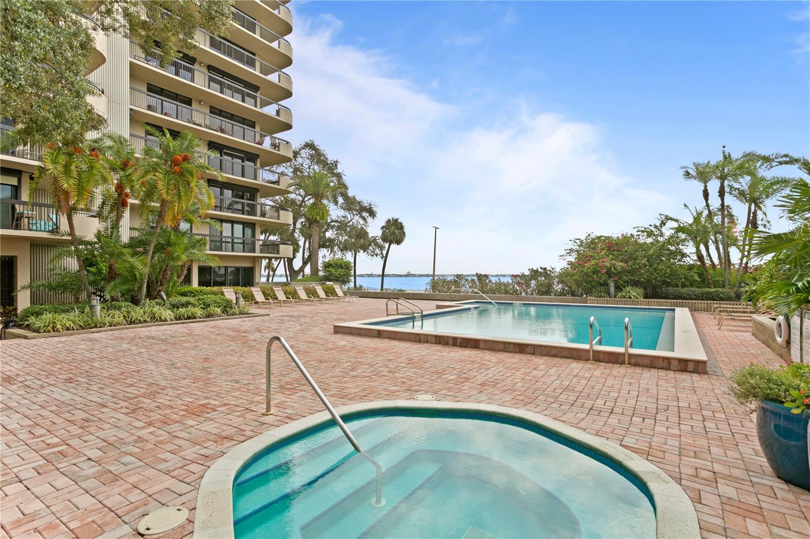Image 45 of 65 For 2413 Bayshore Boulevard 1504