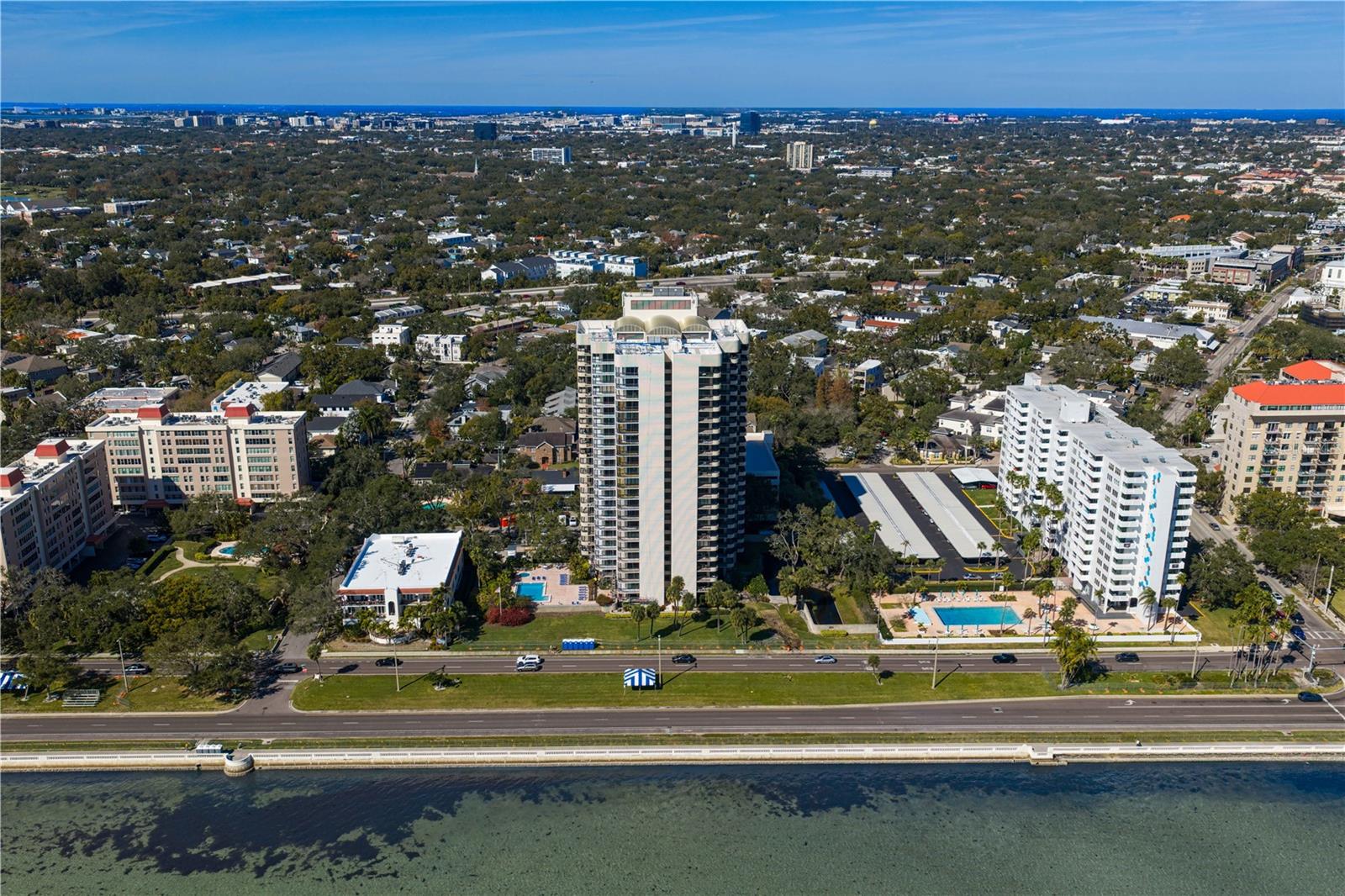 Image 57 of 65 For 2413 Bayshore Boulevard 1504
