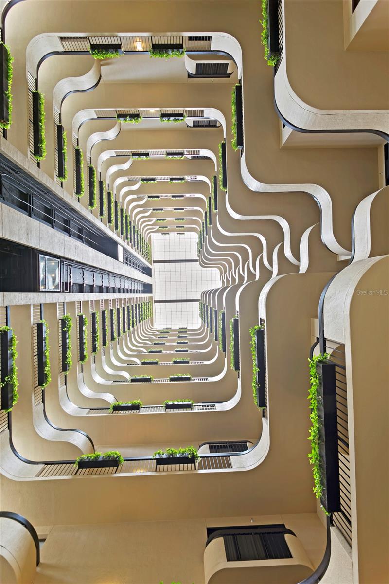 Image 7 of 65 For 2413 Bayshore Boulevard 1504