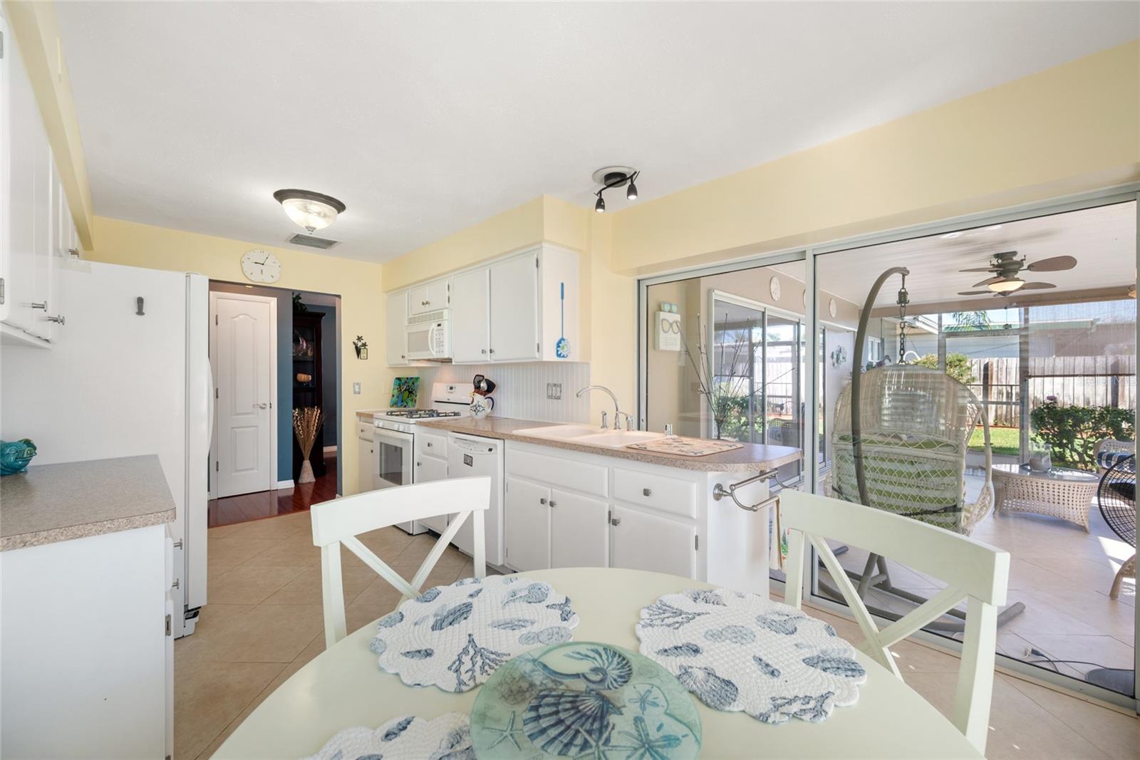 Image 16 of 42 For 5072 43rd Street S