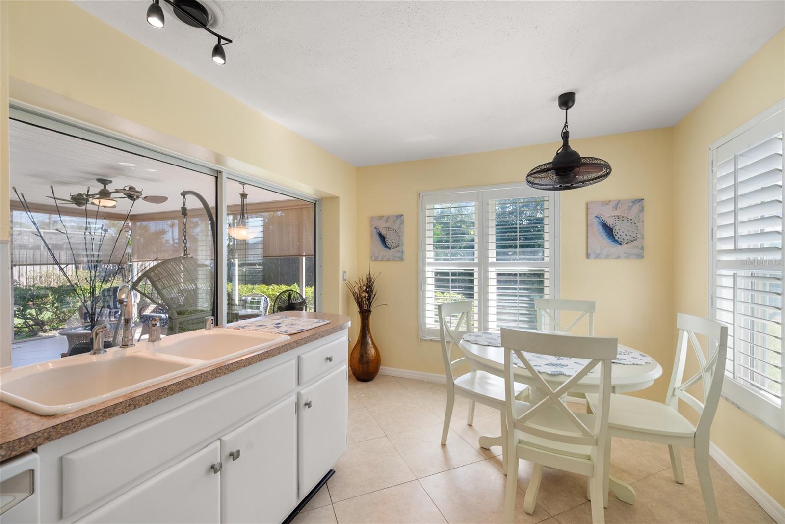 Image 17 of 42 For 5072 43rd Street S