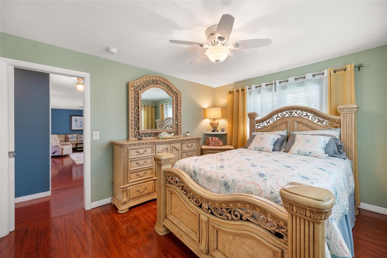 Image 26 of 42 For 5072 43rd Street S