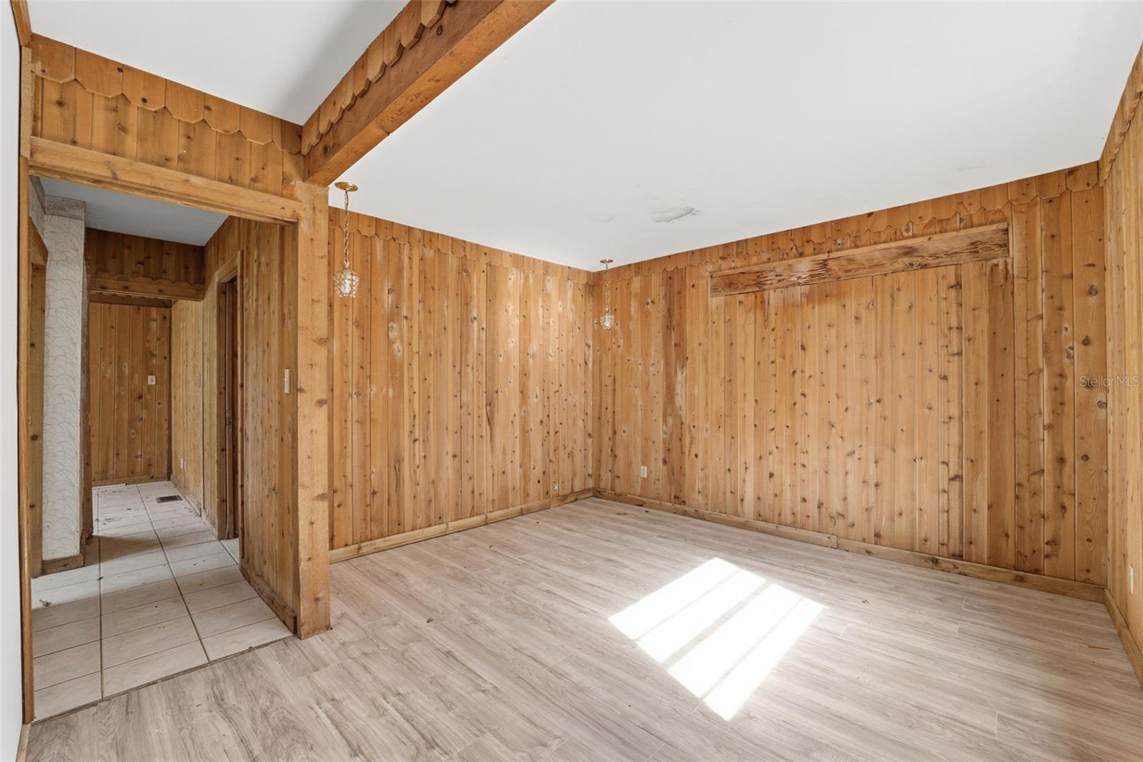 Image 19 of 43 For 3315 Elfers Parkway