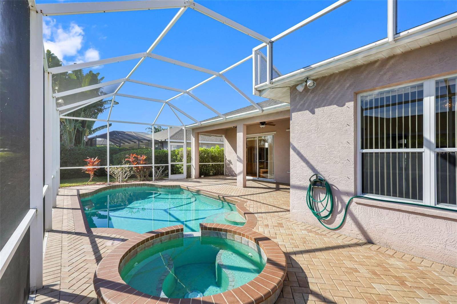 Image 2 of 48 For 4940 Thames Lane