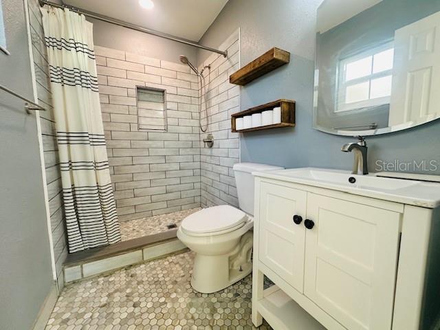 Image 13 of 27 For 1004 7th Street S